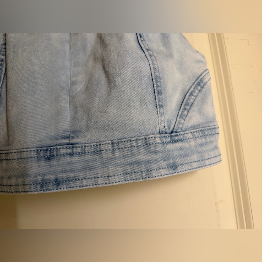 Two 2 fly Light Wash Denim Crop Overall Top with Silver Buckles buttercup s/m - Picture 6 of 9